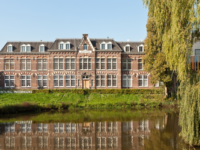 Flevogebouw Zwolle.